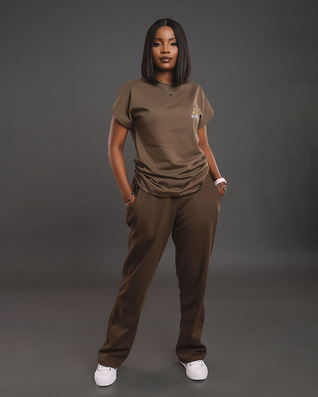 Women T-shirt Paired with Wide Legged Pants -