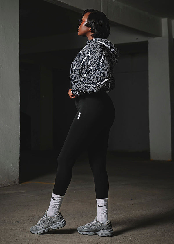 Cropped Printed Zuri Jacket with Leggings Set - Black