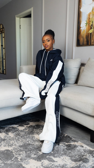 Women's New Zaria Collection