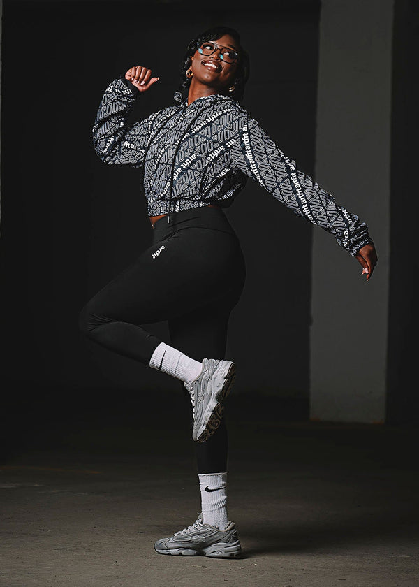 Cropped Printed Zuri Jacket with Leggings  Set - Black